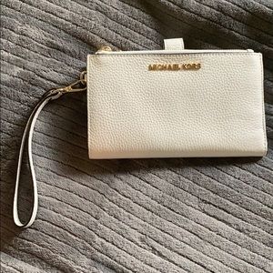 Michael Kors Smartphone Wallet